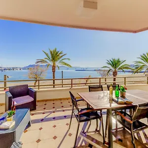 Apartment Emma Beachfront By Sealand, Port de Pollenca