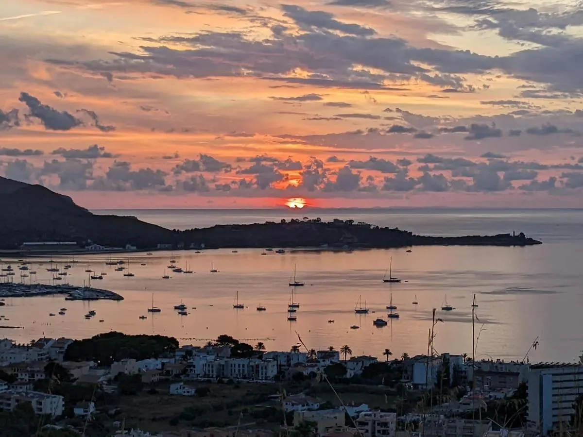 Apartment Puerto de Pollensa Villa: Mountain Retreat Near Beach Port de Pollenca Spain