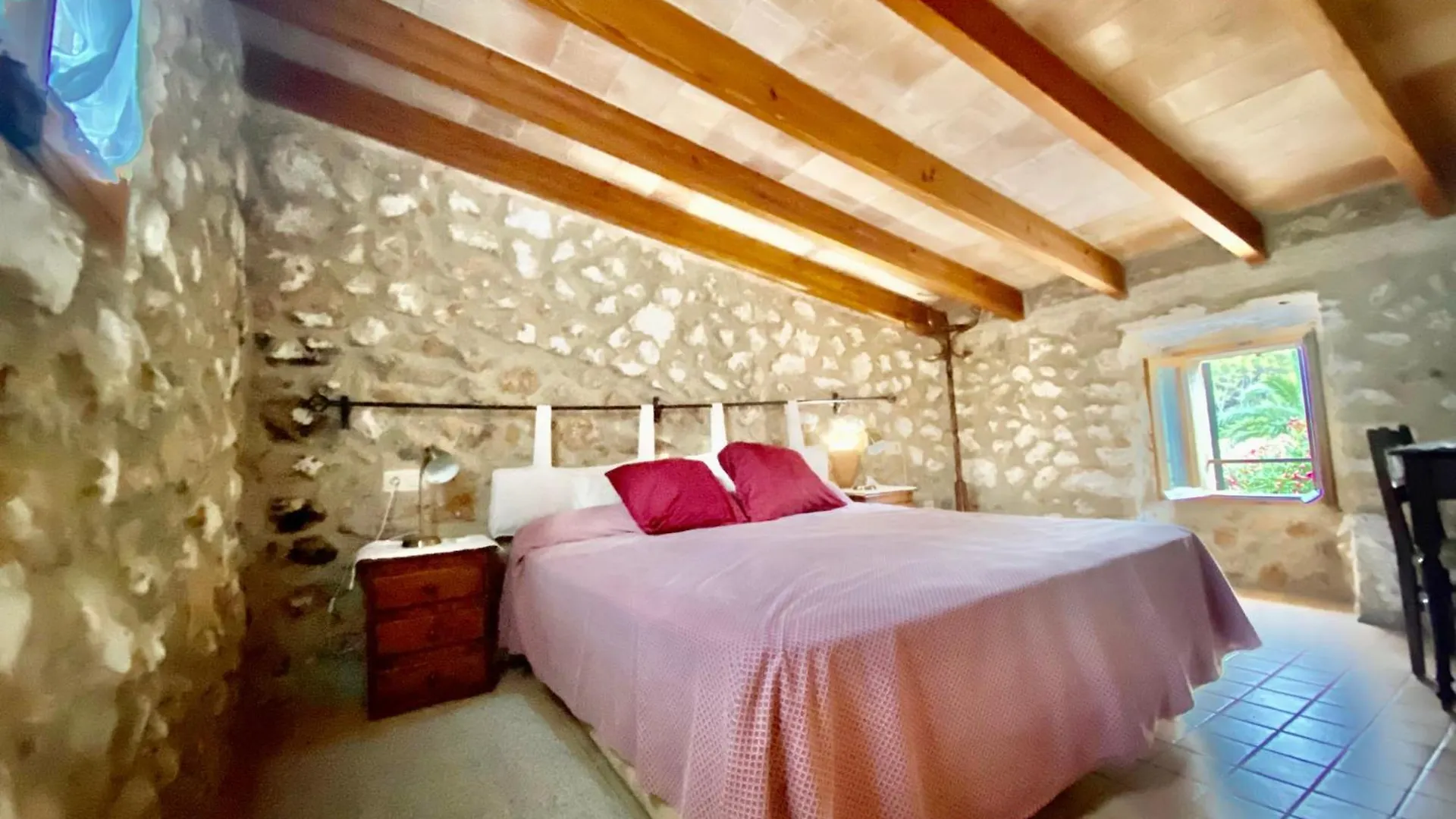 Puerto de Pollensa Villa: Mountain Retreat Near Beach Port de Pollenca Apartment