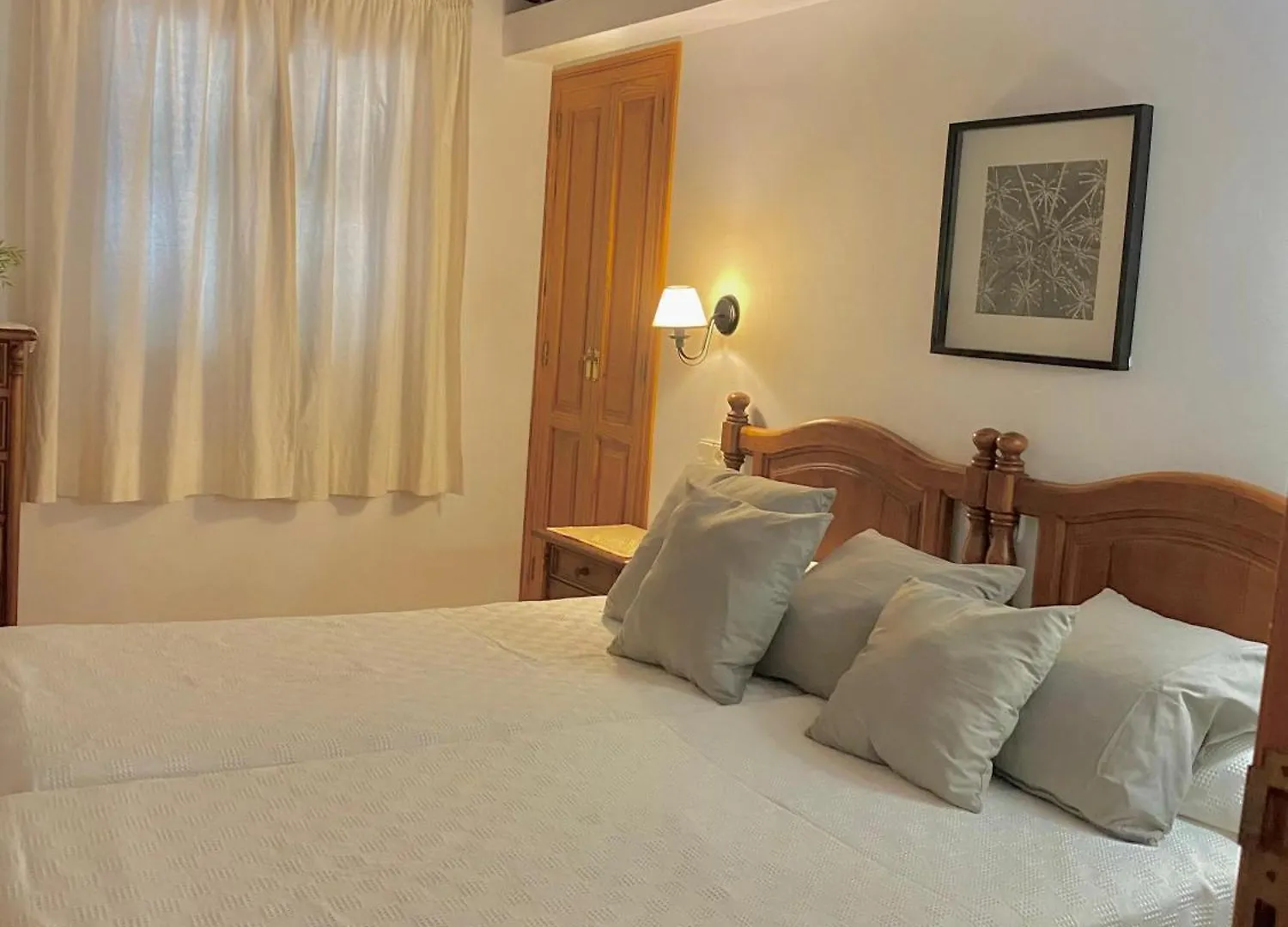 Puerto de Pollensa Villa: Mountain Retreat Near Beach Port de Pollenca 0*,  Spain