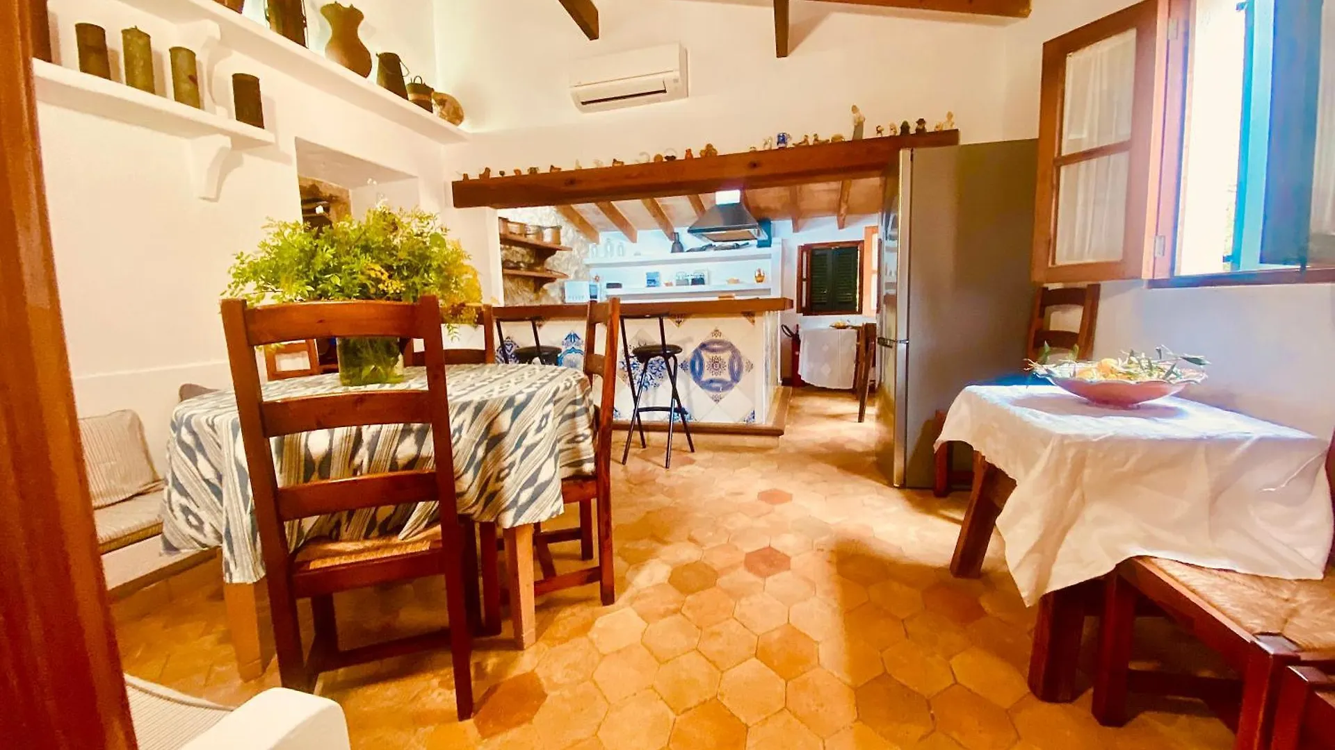 Apartment Puerto de Pollensa Villa: Mountain Retreat Near Beach Port de Pollenca