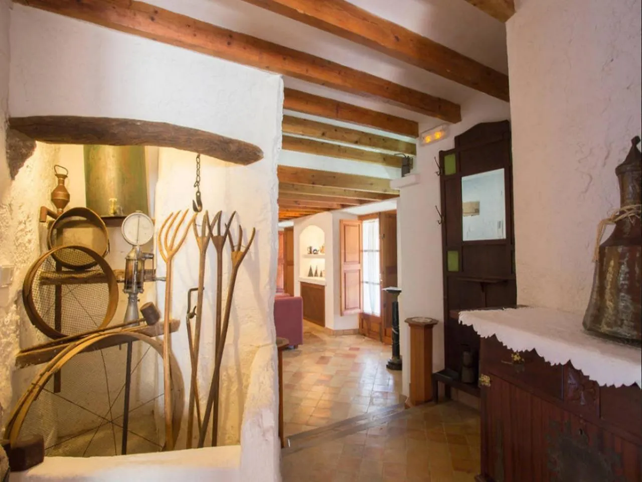 Puerto de Pollensa Villa: Mountain Retreat Near Beach Port de Pollenca Spain