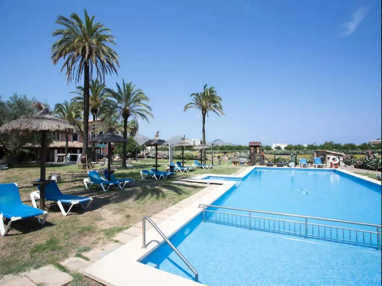 Puerto de Pollensa Villa: Mountain Retreat Near Beach Port de Pollenca Apartment